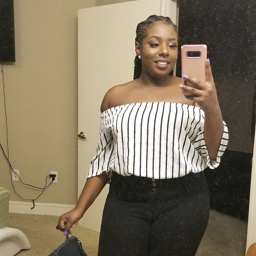 Meet your Posher, Kennethia
